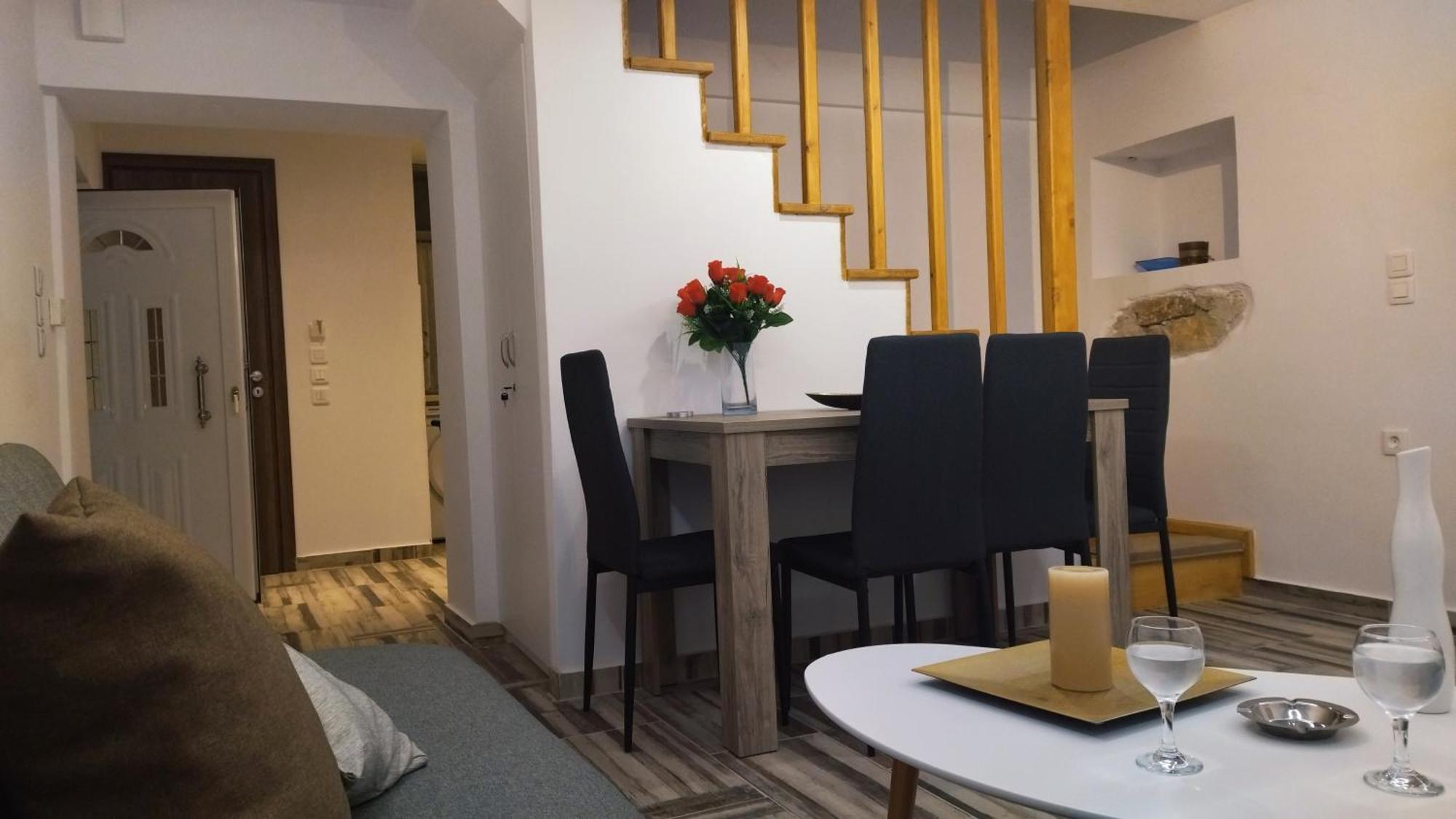 Vikou House Villa Gyri ภายนอก รูปภาพ